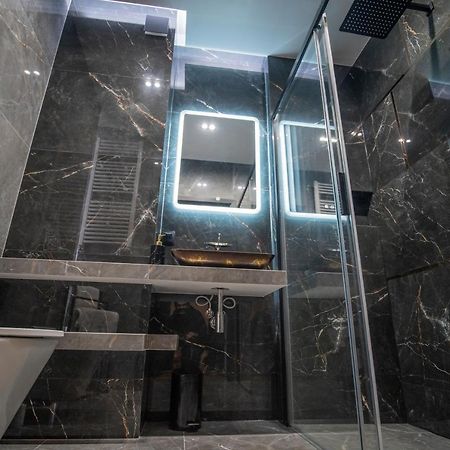 Apartament W Cieplicach Comfort Jelenia Góra Екстериор снимка